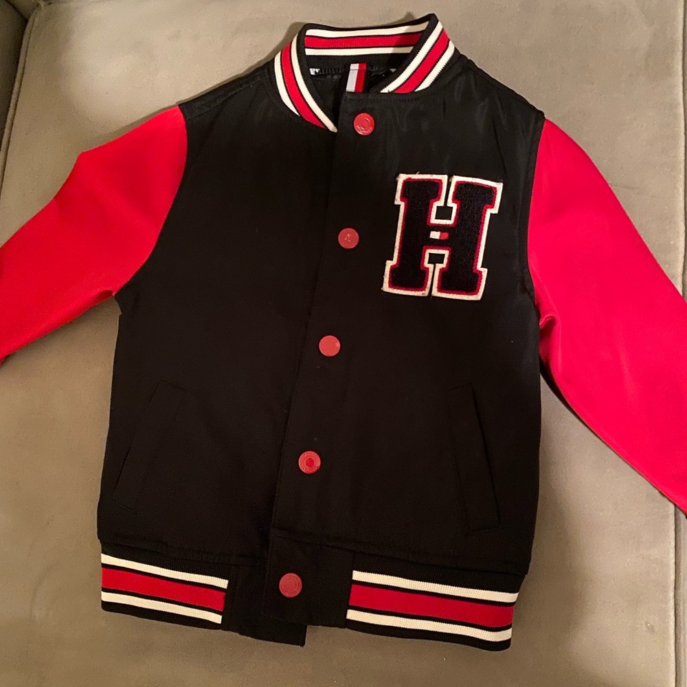 Toddler Boy Tommy Hilfiger bomber jacket in a 2t